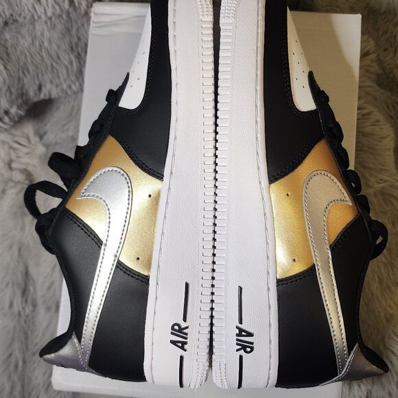 *NIB* Nike Air Force 1's  M 6.5 W 8 - Picture 5 of 9